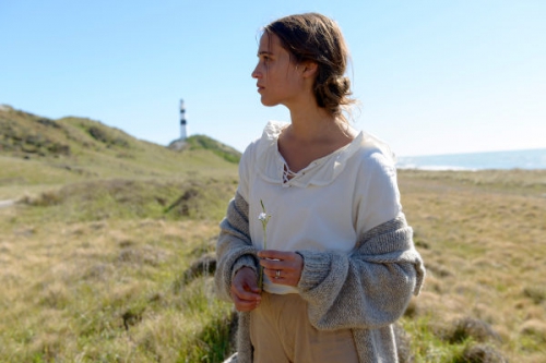 Fény az óceán felett - angol-új-zélandi-amerikai romantikus dráma