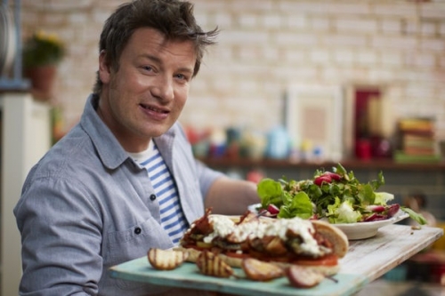 Jamie Oliver - Karácsonyi receptek részletes műsorinformáció - TV Paprika (HD) 2017.12.20 15:30